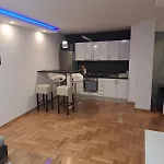 Appartement Luks 3 *
