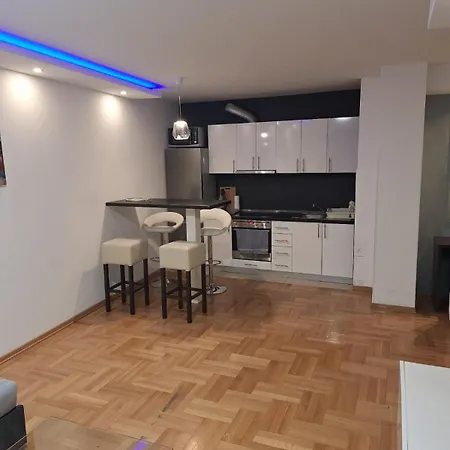 דירה Luks 3 באניה לוקה